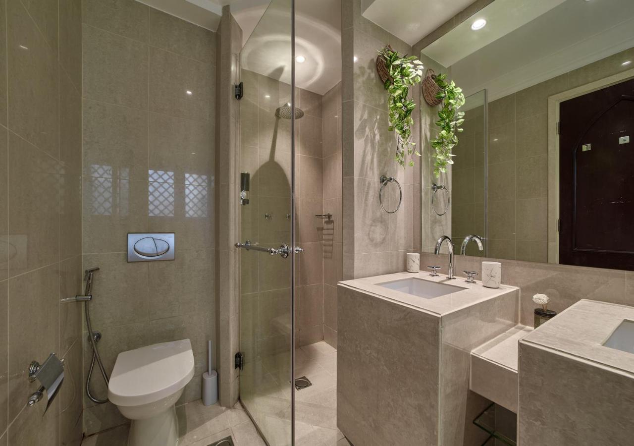 Burj Khalifa Partial View Peak Living Luxury 2Br Souk Al-Bahar Beside Dubai Mall-Golden Homes מראה חיצוני תמונה